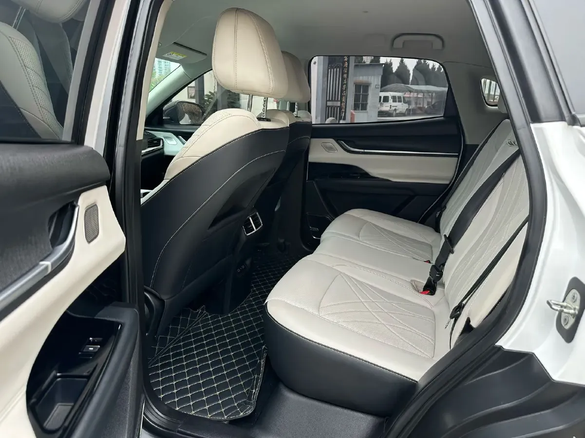 2024 Chery EV eQ7 BEV 65.52KWH,autocango,china used car exporter,china ev exporter,chinese used car exporter,chinese used ev exporter