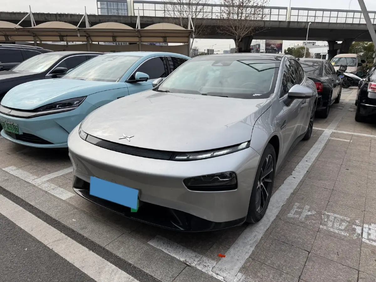 2023 Xpeng G6 BEV 66KWH