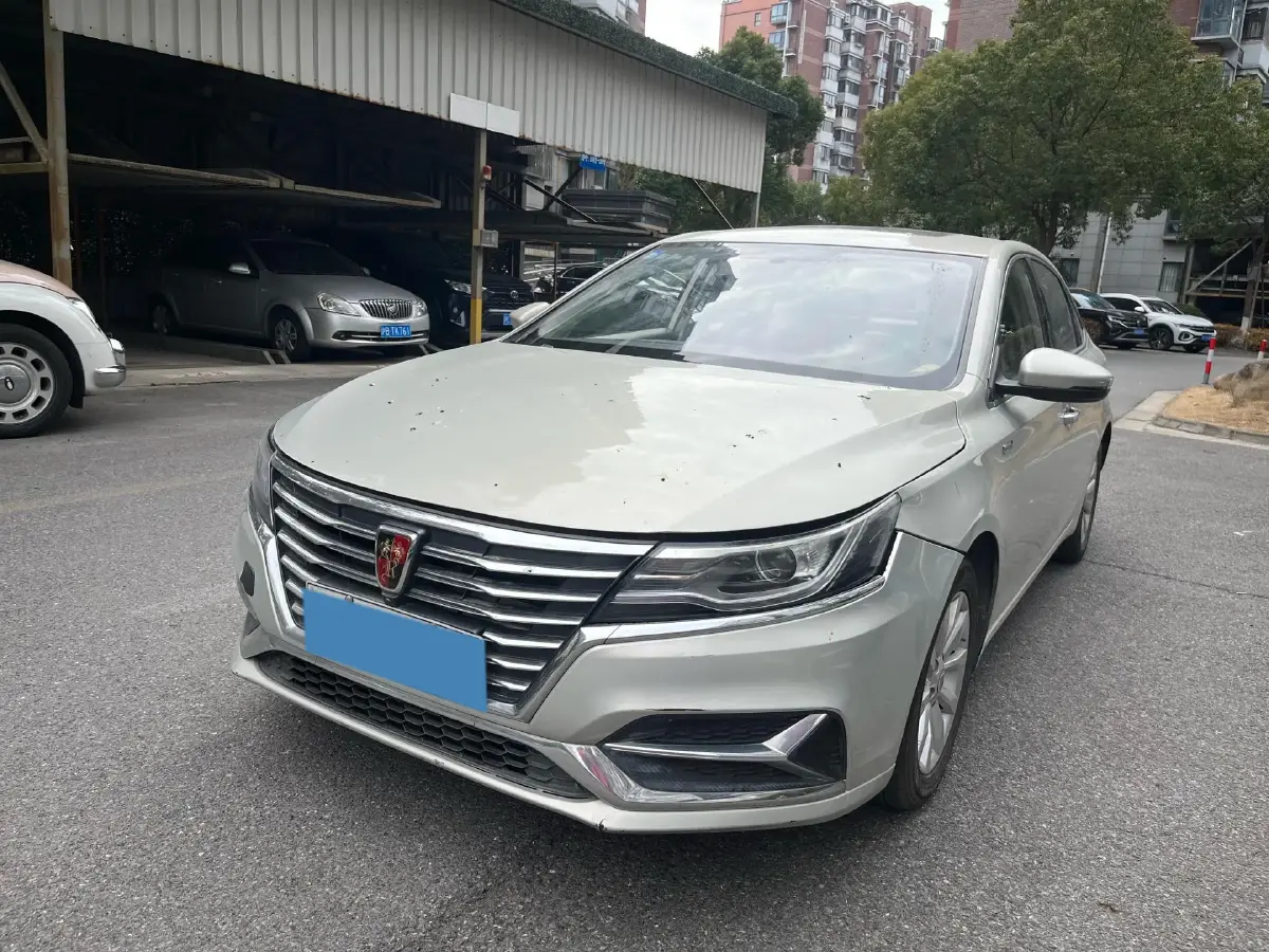 2017 Roewe i6 1.0T 125HP L3 2AT PHEV