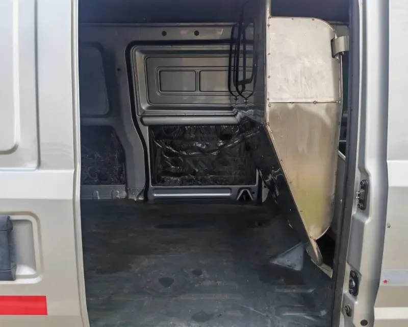 2022 WuLing RongGuang Mini Truck EV BEV 41.5KWH,autocango,china used car exporter,china ev exporter,chinese used car exporter,chinese used ev exporter