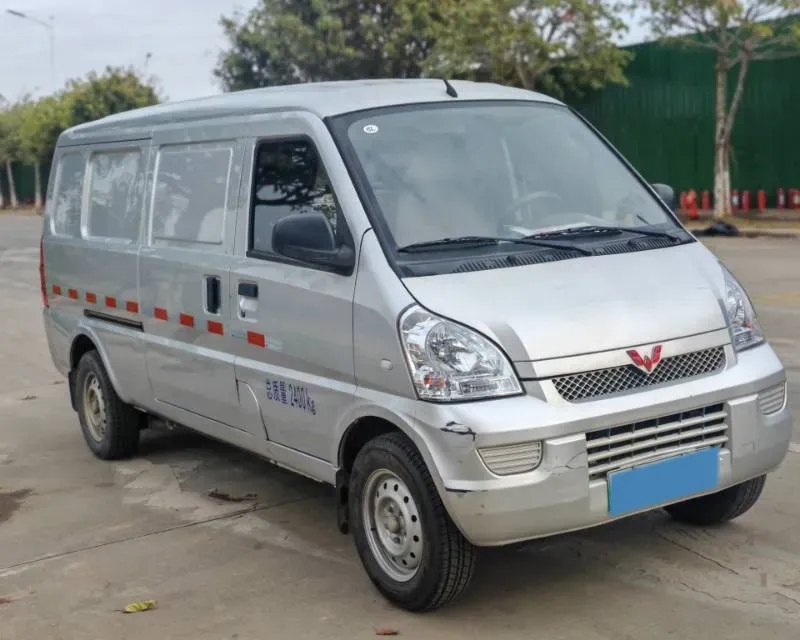 2022 WuLing RongGuang Mini Truck EV BEV 41.5KWH,autocango,china used car exporter,china ev exporter,chinese used car exporter,chinese used ev exporter