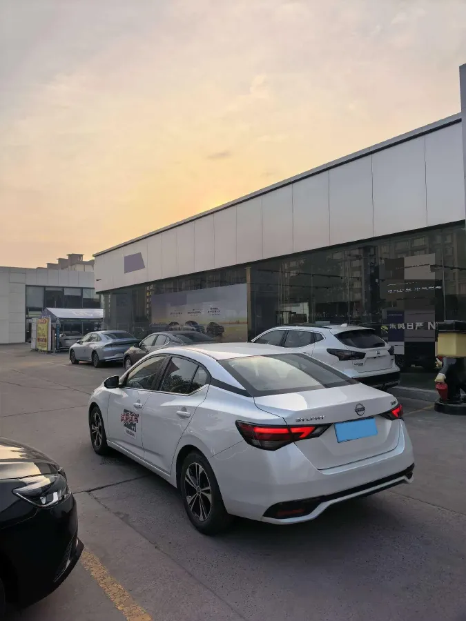 2023 Nissan Sylphy 1.6L 135HP L4 CVT,autocango,china used car exporter,china ev exporter,chinese used car exporter,chinese used ev exporter