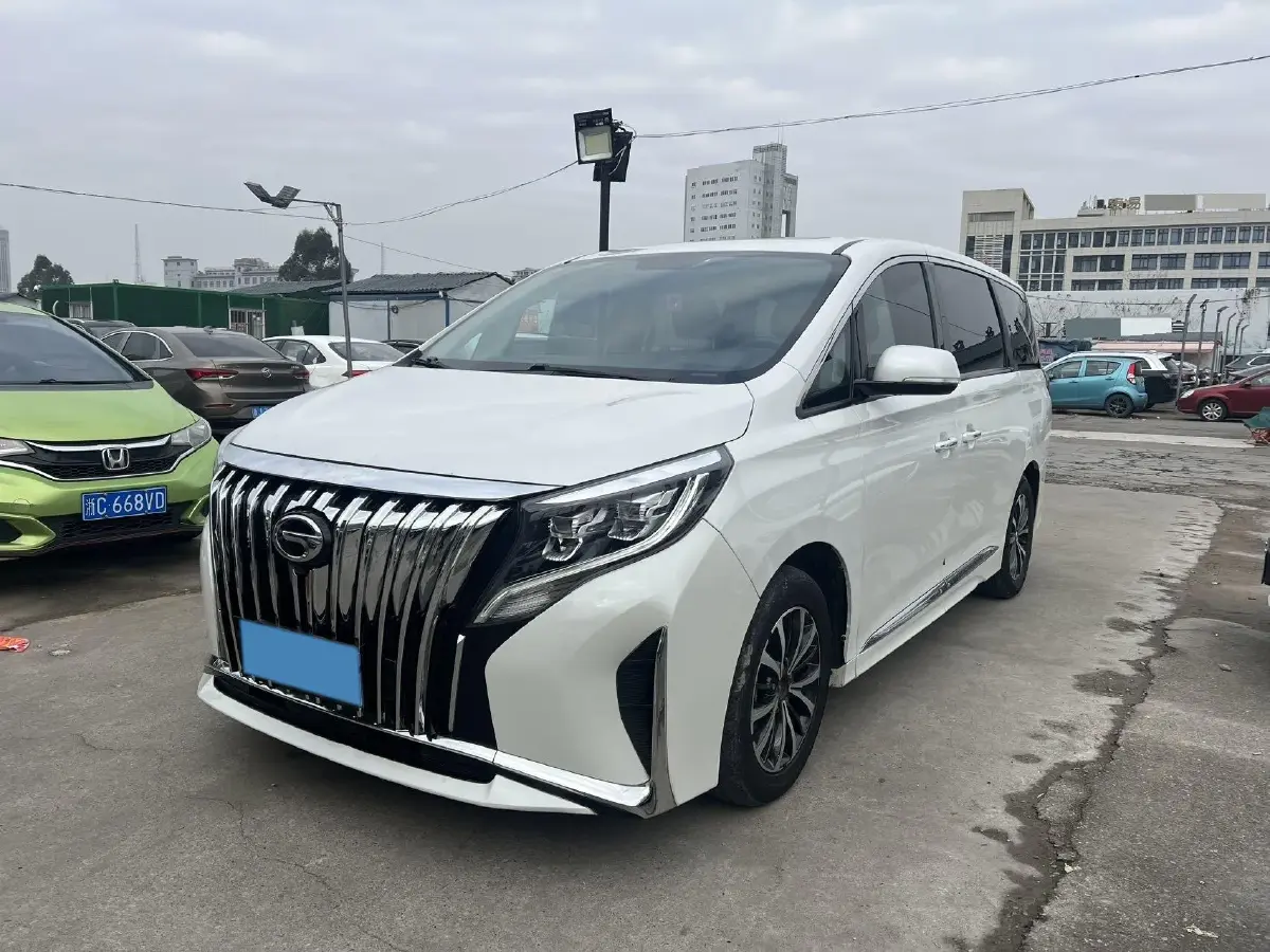 2021 GAC Trumpchi M8 2.0T 252HP L4 8AT