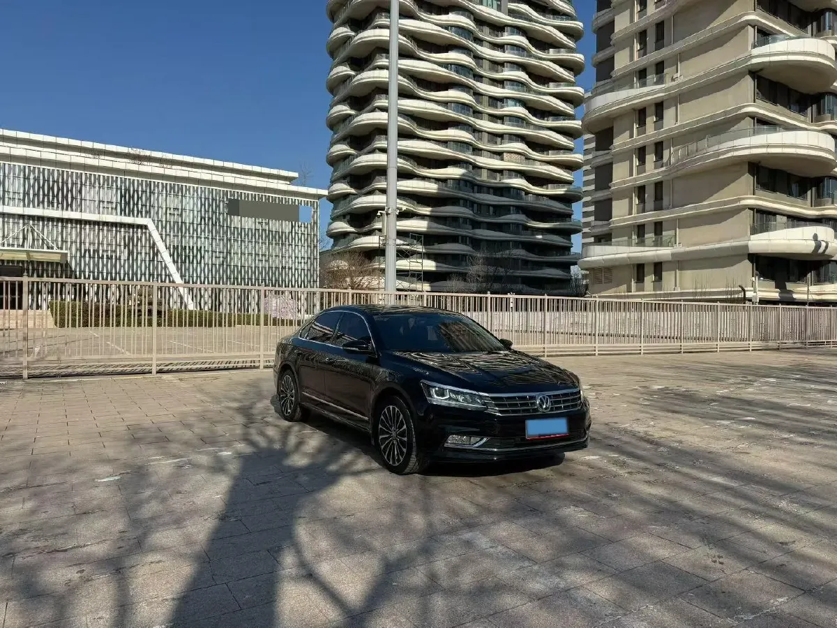 2017 Volkswagen Passat 1.8T 180HP L4 7DCT,autocango,china used car exporter,china ev exporter,chinese used car exporter,chinese used ev exporter