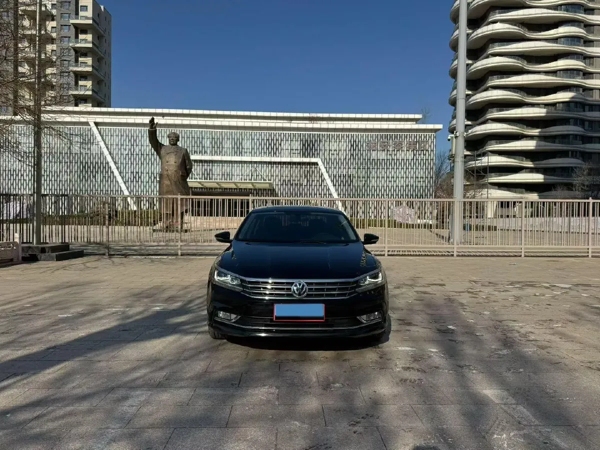 2017 Volkswagen Passat 1.8T 180HP L4 7DCT,autocango,china used car exporter,china ev exporter,chinese used car exporter,chinese used ev exporter