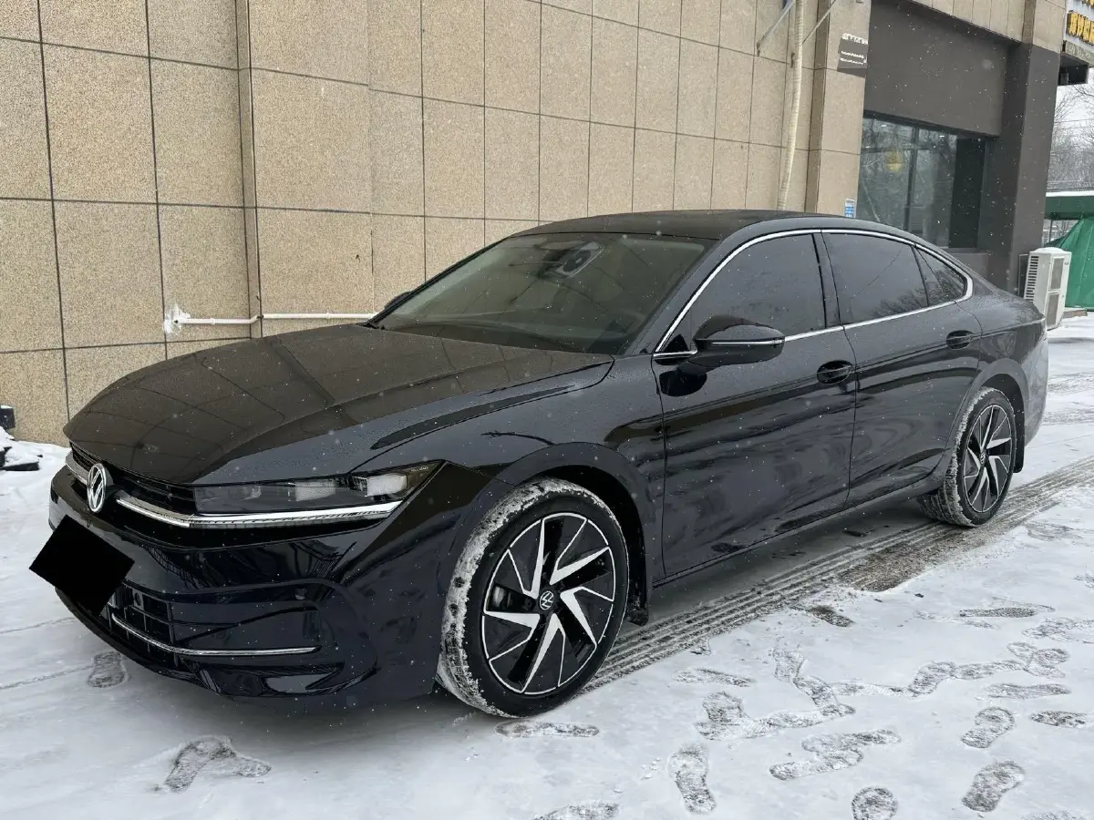 2024 Volkswagen Magotan 2.0T 220HP L4 7DCT