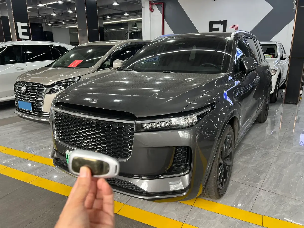 2021 Li ONE Range Extended 131HP REEV 40.5KWH