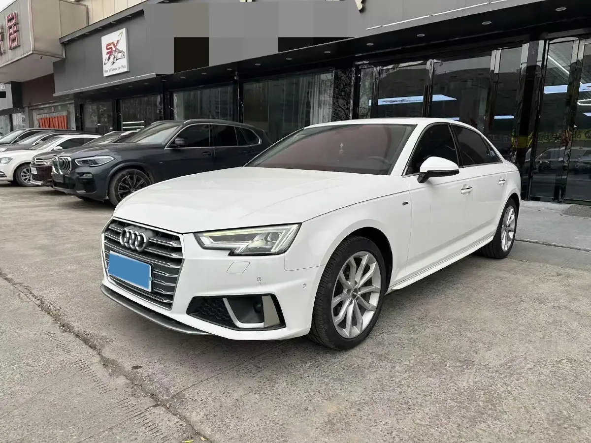 2019 Audi A4L 2.0T 190HP L4 7DCT