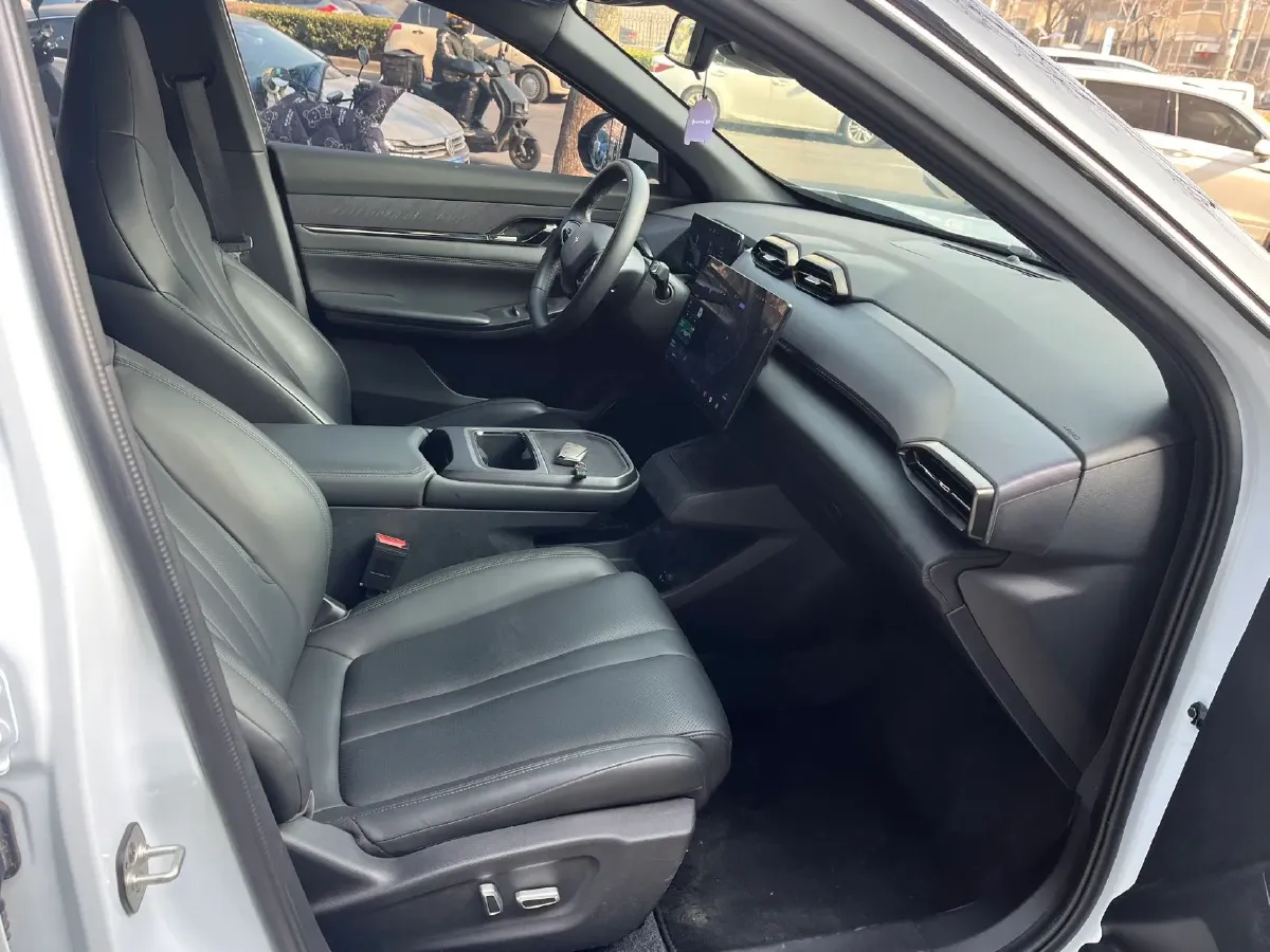 2025 HEDMOS 06 BEV,autocango,china used car exporter,china ev exporter,chinese used car exporter,chinese used ev exporter