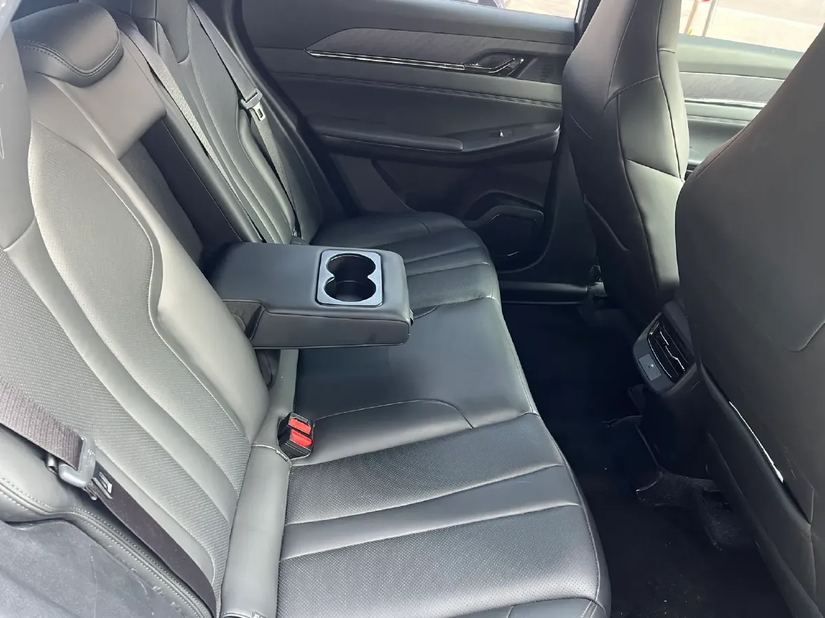 2025 HEDMOS 06 BEV,autocango,china used car exporter,china ev exporter,chinese used car exporter,chinese used ev exporter