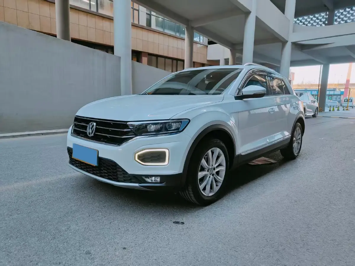 2019 Volkswagen T-Roc 1.4T 131HP L4 7DCT