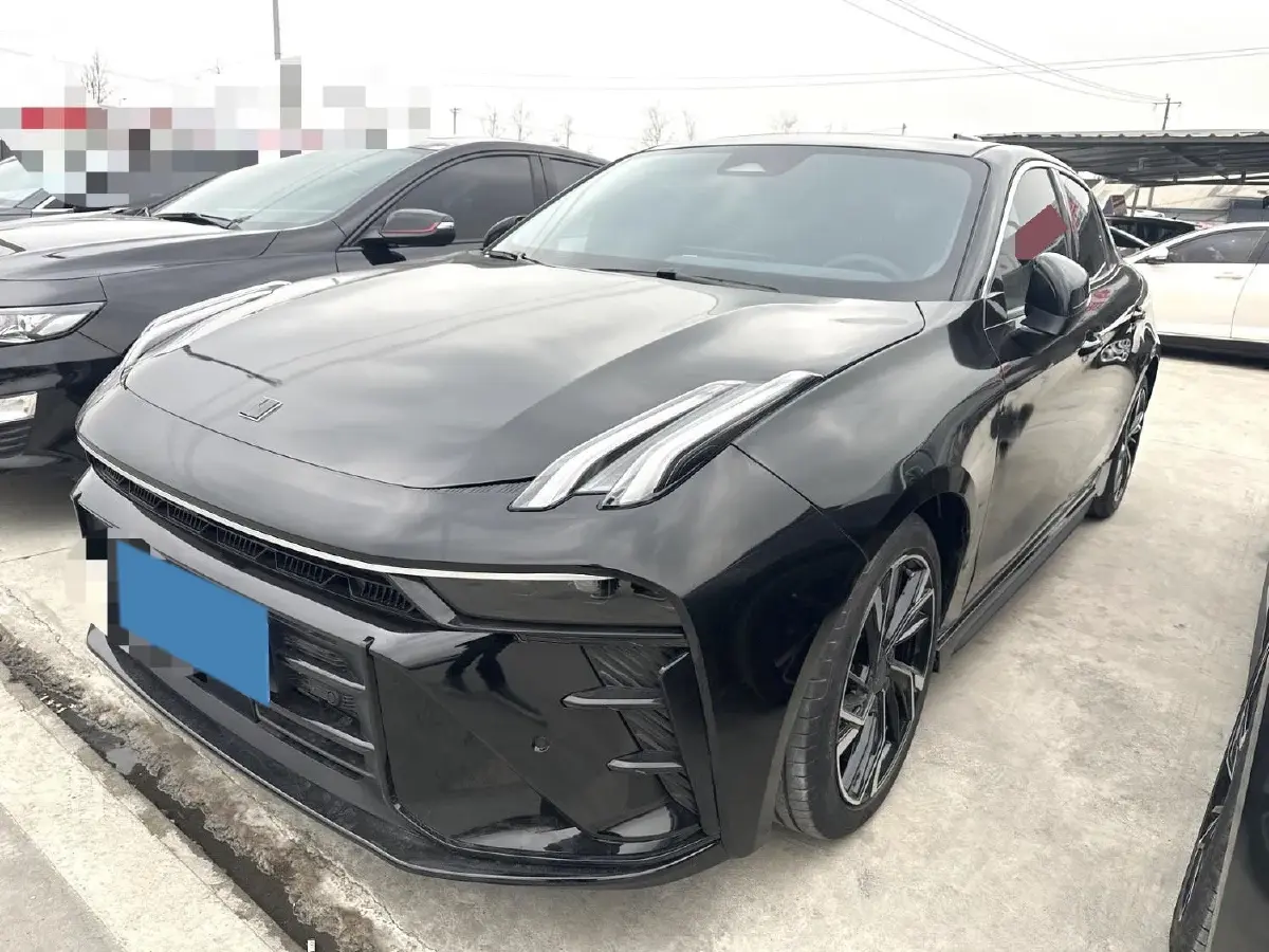 2025 LYNK&CO 03 1.5T 181HP L4 7DCT