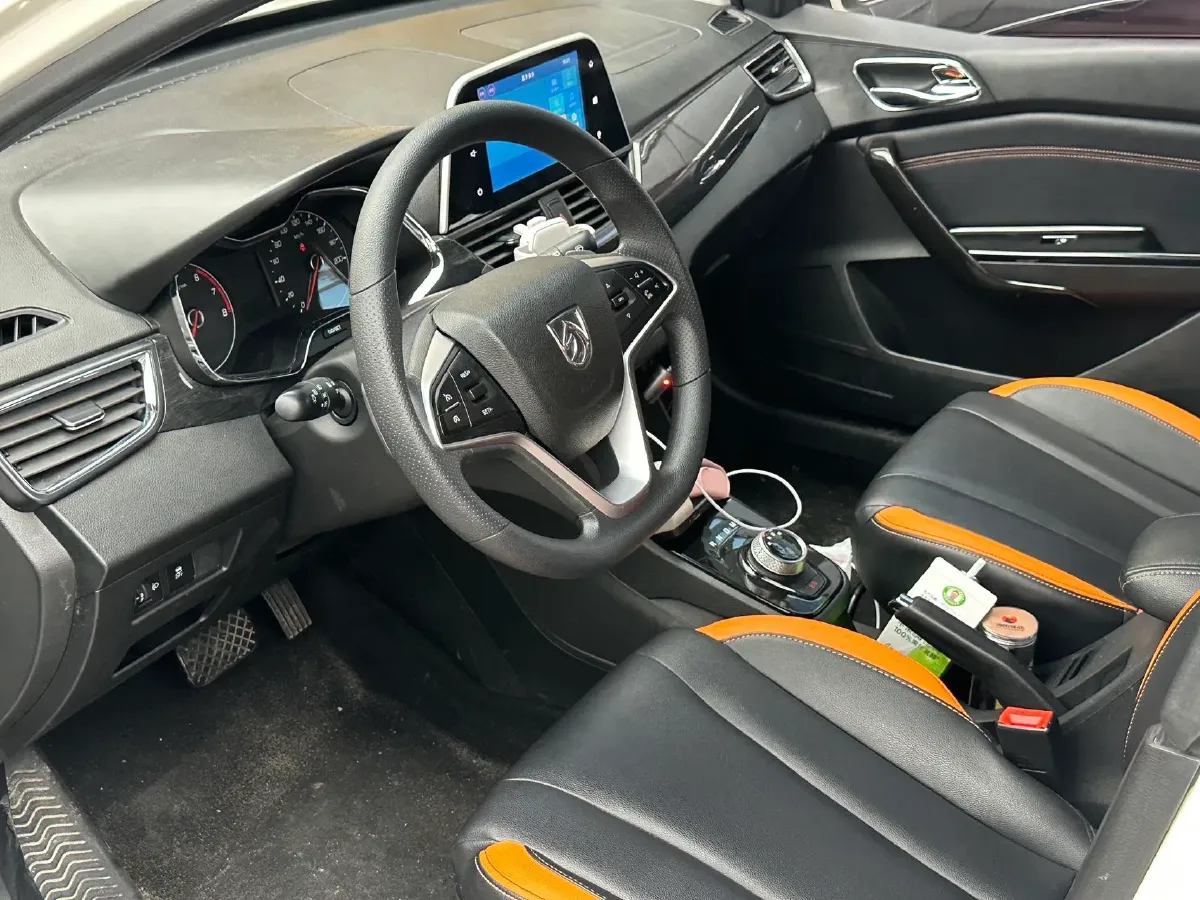 2017 Karry K50 1.5L 109HP L4 5MT,autocango,china used car exporter,china ev exporter,chinese used car exporter,chinese used ev exporter