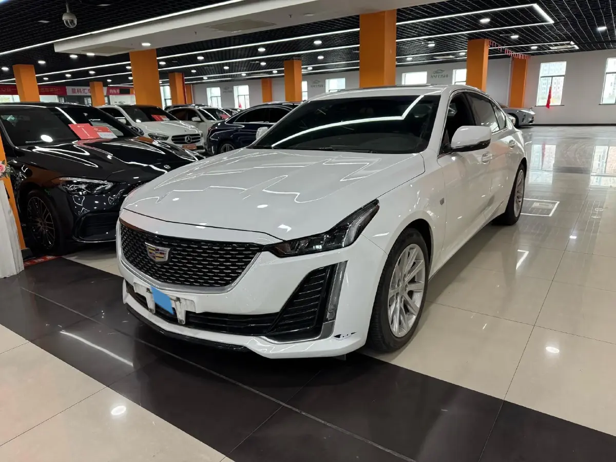 2020 Cadillac CT5 2.0T 237HP L4 10AT