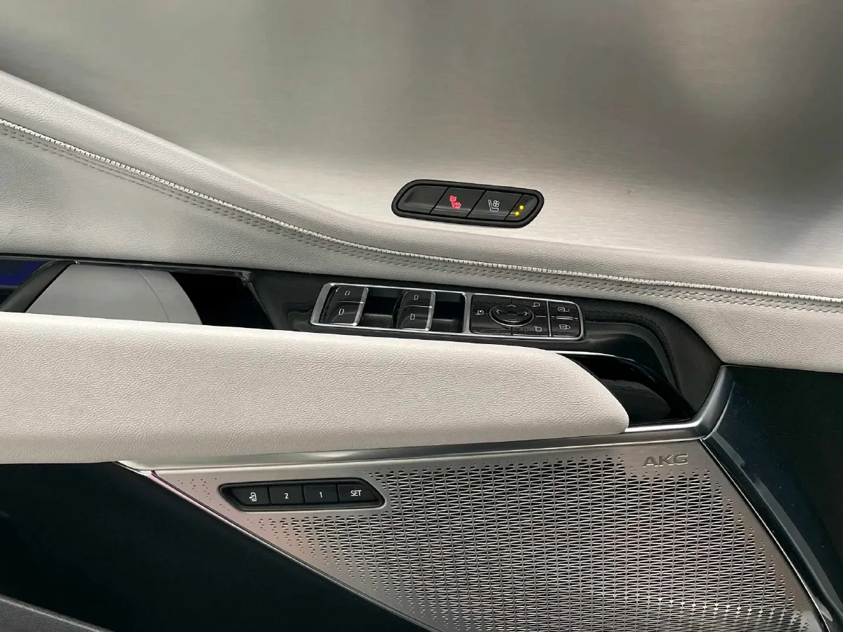 2023 Cadillac GT4 1.5T 211HP L4 9AT,autocango,china used car exporter,china ev exporter,chinese used car exporter,chinese used ev exporter