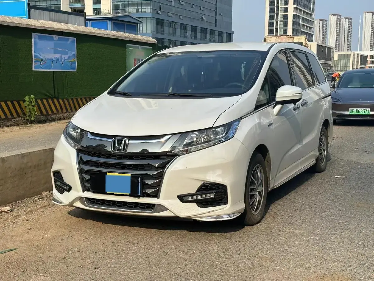 2021 Honda Odyssey 2.0L 146HP L4 E-CVT Hybrid