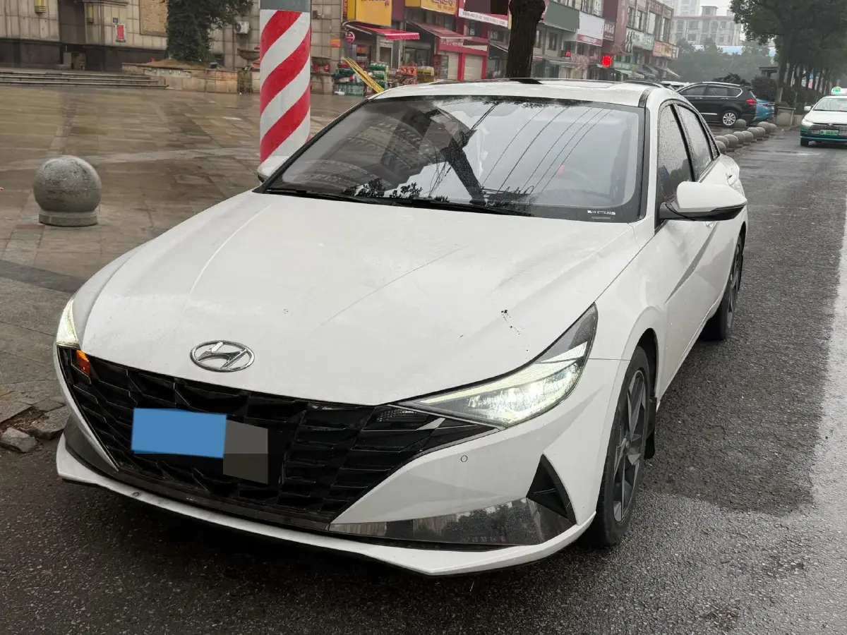 2021 Hyundai Elantra 1.5L 115HP L4 CVT