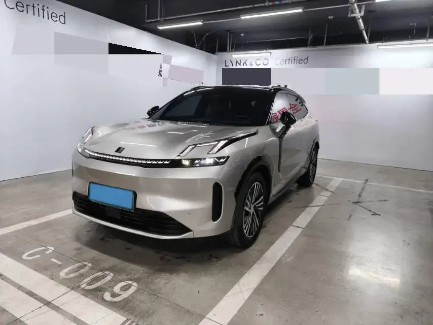 2025 LYNK&CO 08 EM-P 1.5T 163HP L4 3DHT PHEV 39.6/39.8KWH