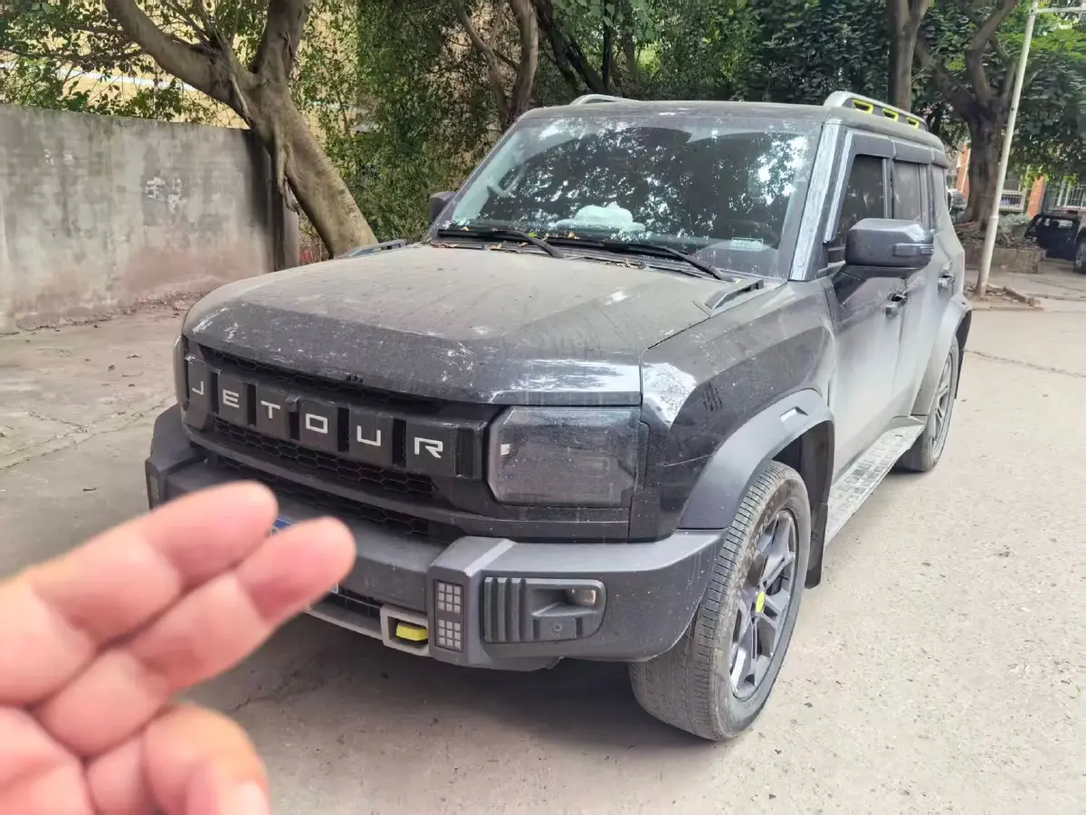 2023 Jetour Traveller 2.0T 254HP L4 7DCT