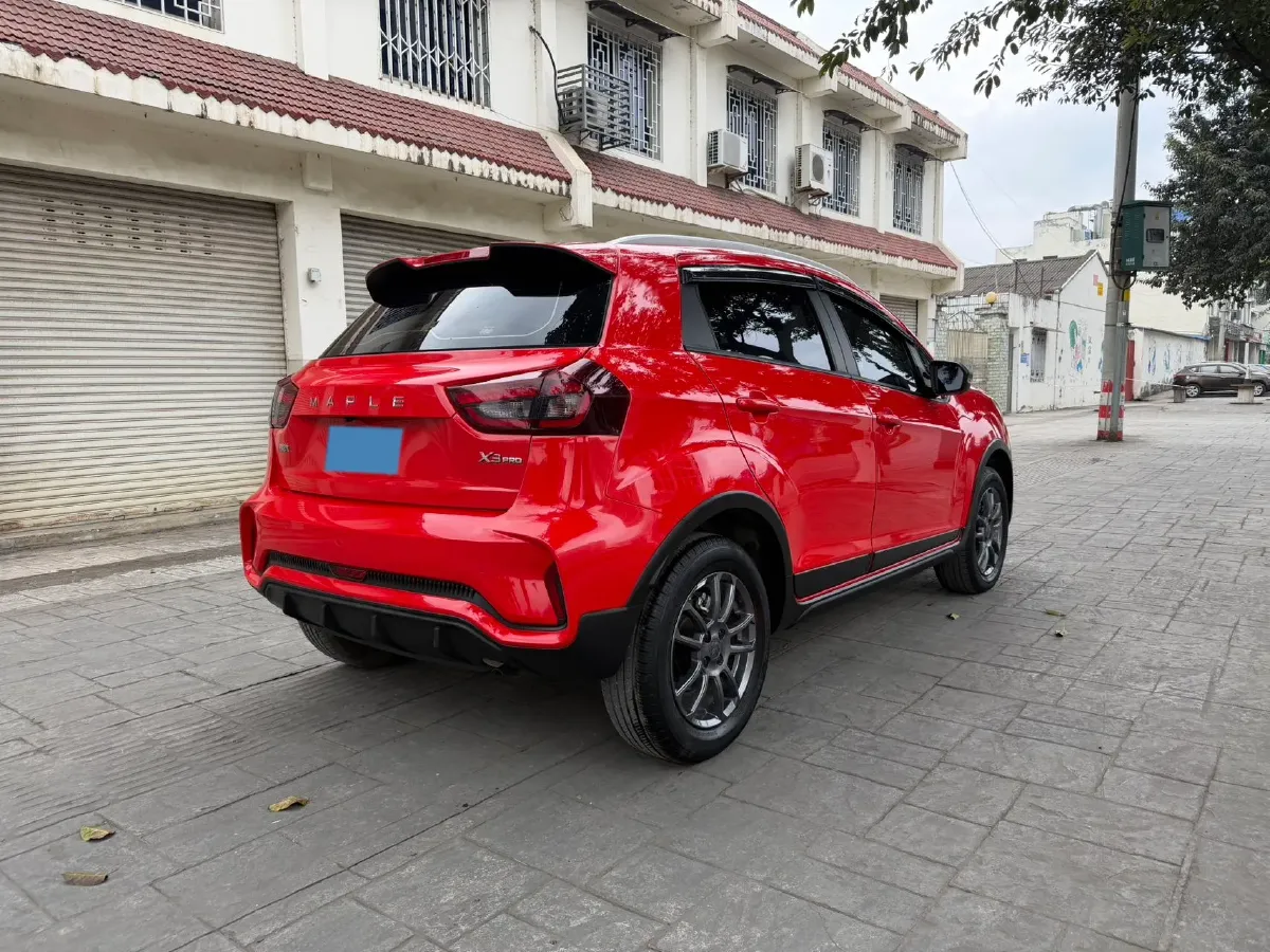 2022 Livan X3 PRO 1.5L 113HP L4 5MT,autocango,china used car exporter,china ev exporter,chinese used car exporter,chinese used ev exporter