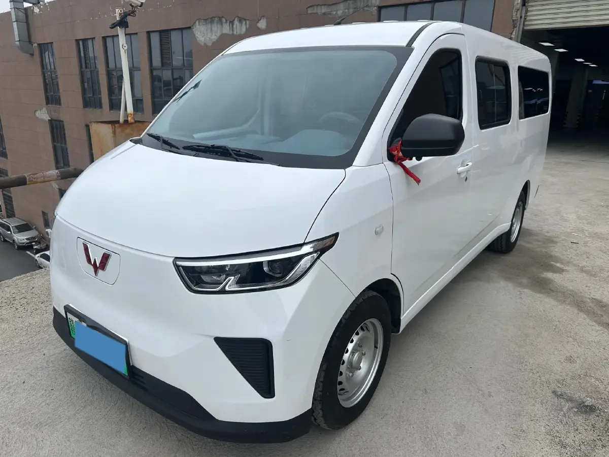 2024 WuLing YangGuang BEV 41.9KWH