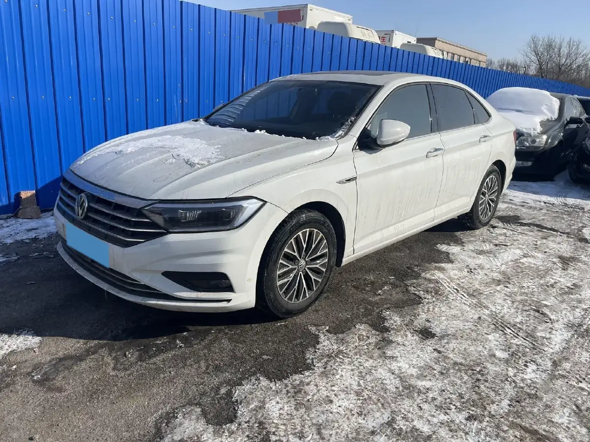 2021 Volkswagen Sagitar 1.4T 150HP L4 7DCT