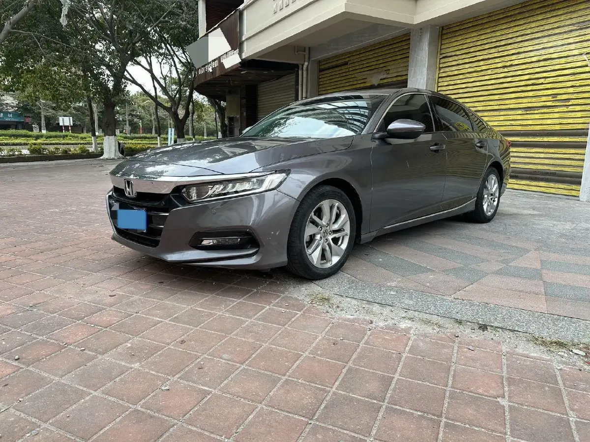 2022 Honda Accord 1.5T 194HP L4 CVT