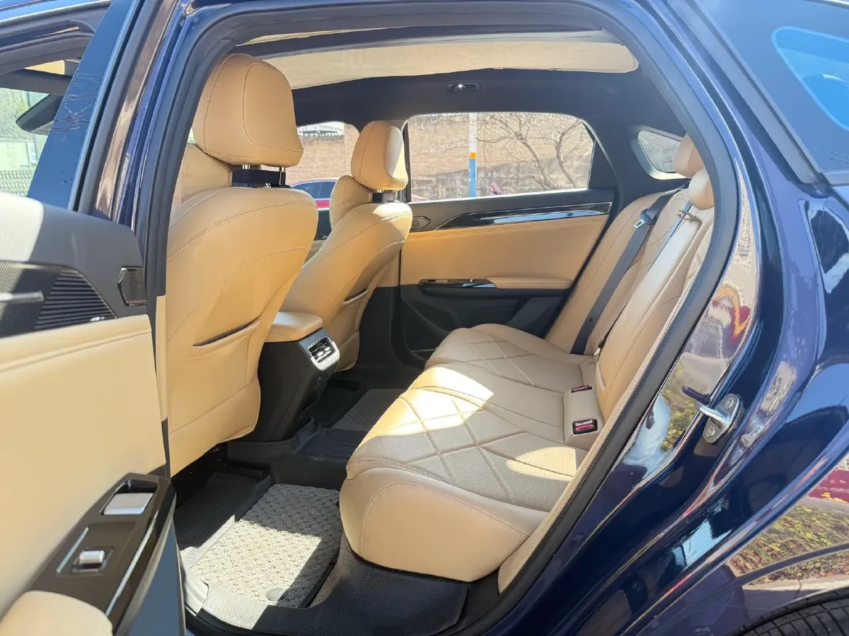 2023 Geely Galaxy L6 1.5T 163HP L4 3DHT PHEV,autocango,china used car exporter,china ev exporter,chinese used car exporter,chinese used ev exporter