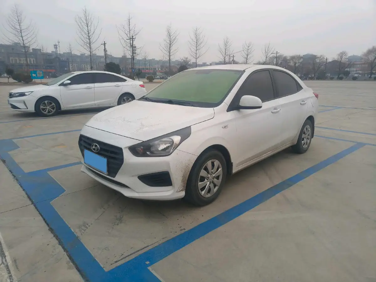 2020 Hyundai Reina 1.4L 95HP L4 5MT