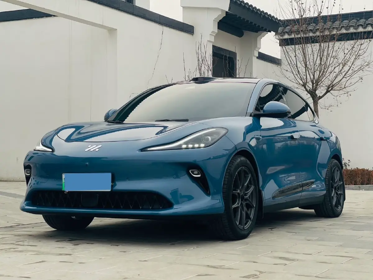 2025 IM LS6 BEV 100KWH