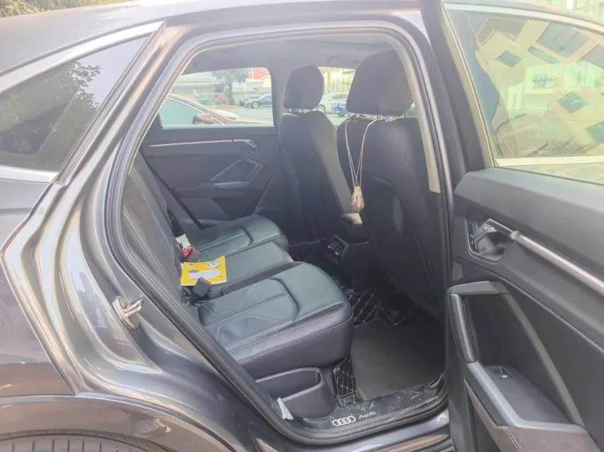 2020 Audi Q3 Sportback 2.0T 186HP L4 7DCT,autocango,china used car exporter,china ev exporter,chinese used car exporter,chinese used ev exporter