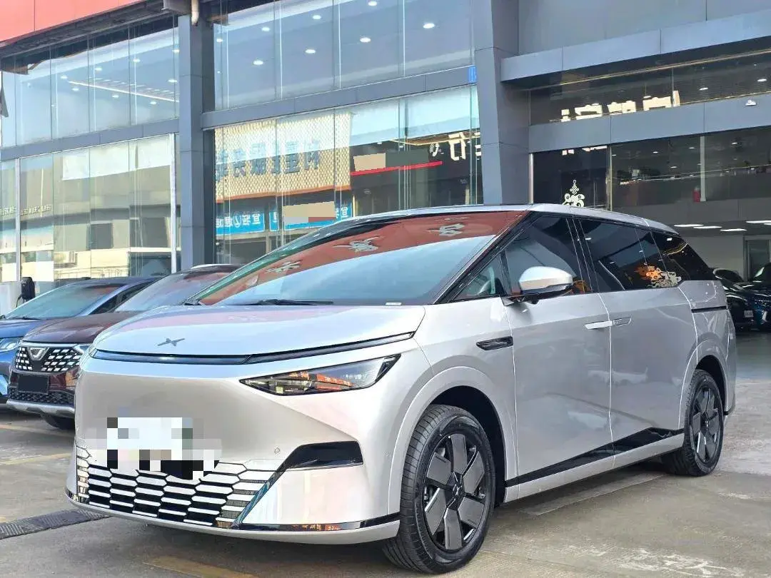 2024 Xpeng X9 BEV 101.5KWH