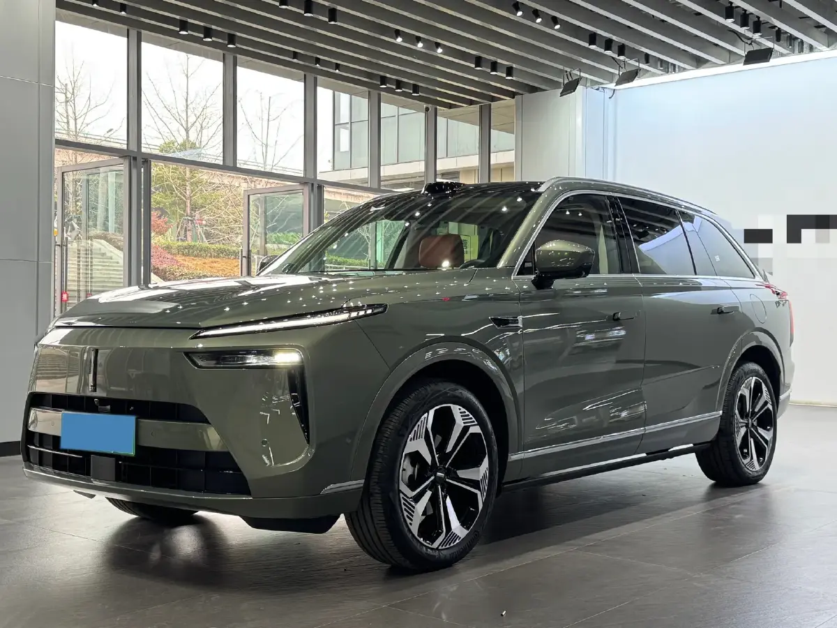 2025 WEY BlueMountain 1.5T 170HP L4 4DHT PHEV 52.3KWH