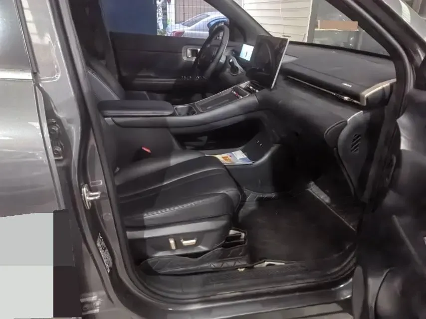 2024 WuLing XingGuangS 1.5L 106HP L4 E-CVT PHEV 20.5KWH,autocango,china used car exporter,china ev exporter,chinese used car exporter,chinese used ev exporter