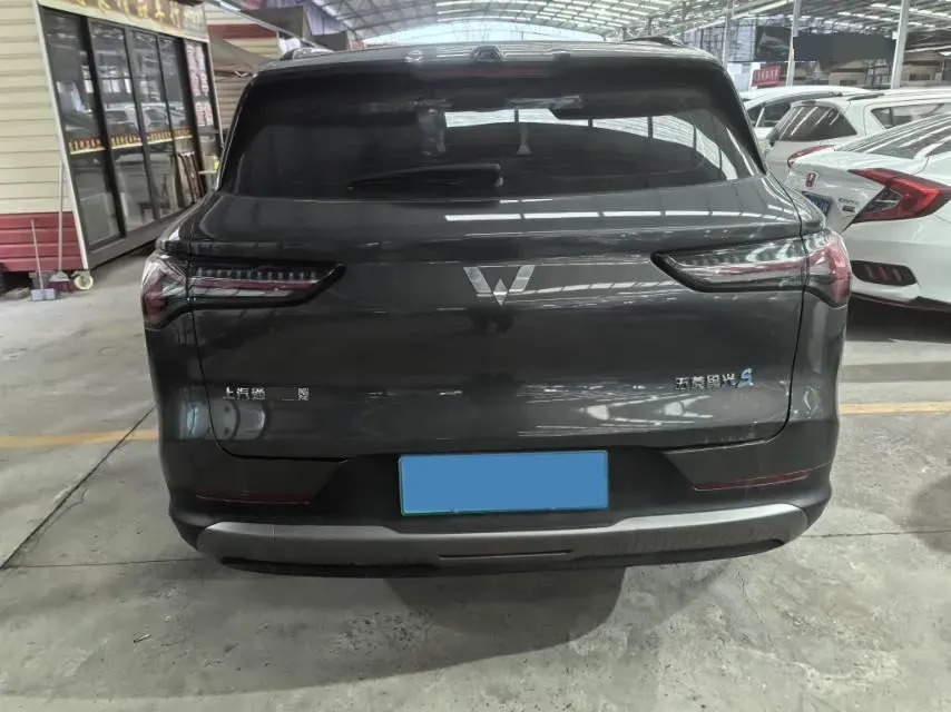 2024 WuLing XingGuangS 1.5L 106HP L4 E-CVT PHEV 20.5KWH,autocango,china used car exporter,china ev exporter,chinese used car exporter,chinese used ev exporter