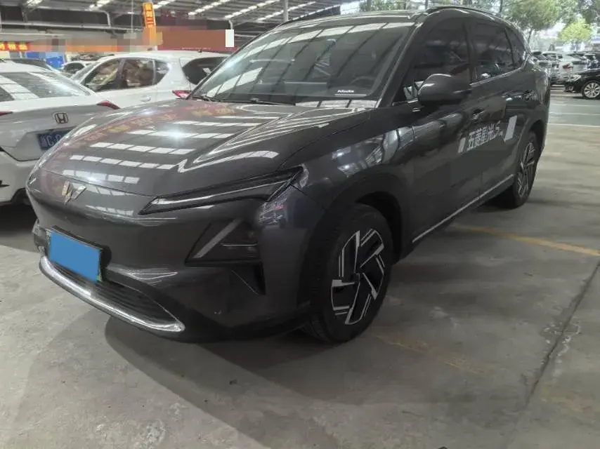2024 WuLing XingGuangS 1.5L 106HP L4 E-CVT PHEV 20.5KWH