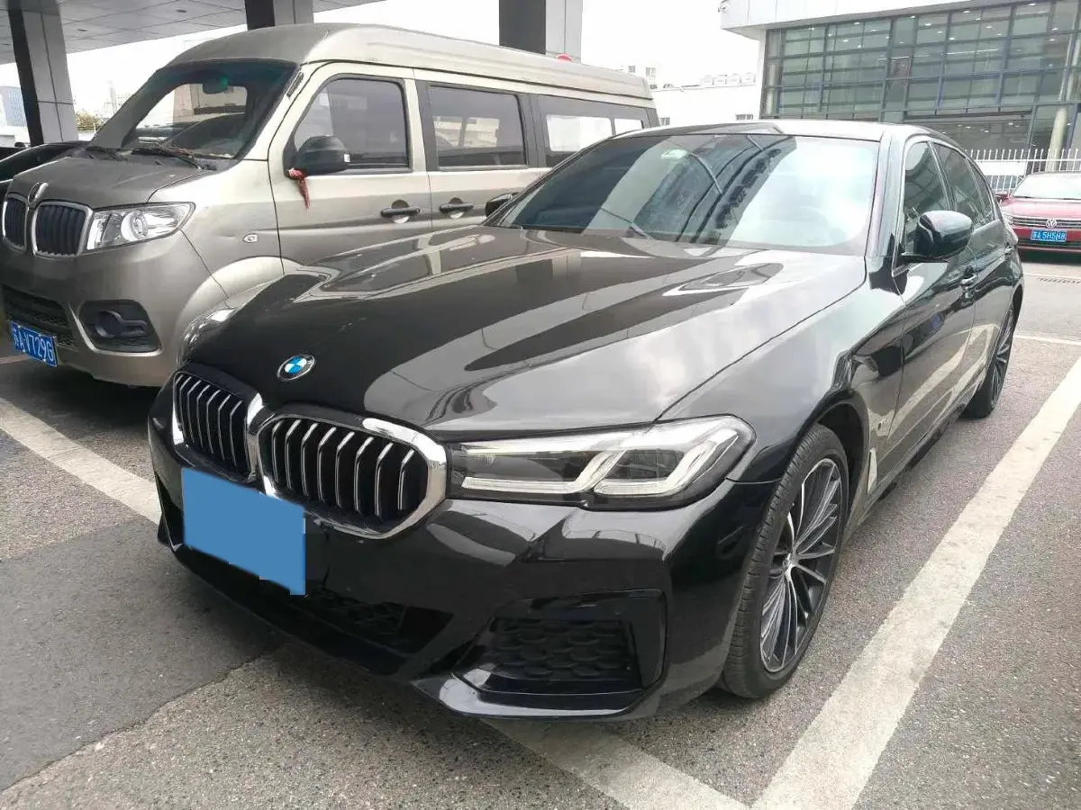 2021 BMW 5 Series 2.0T 252HP L4 8AT
