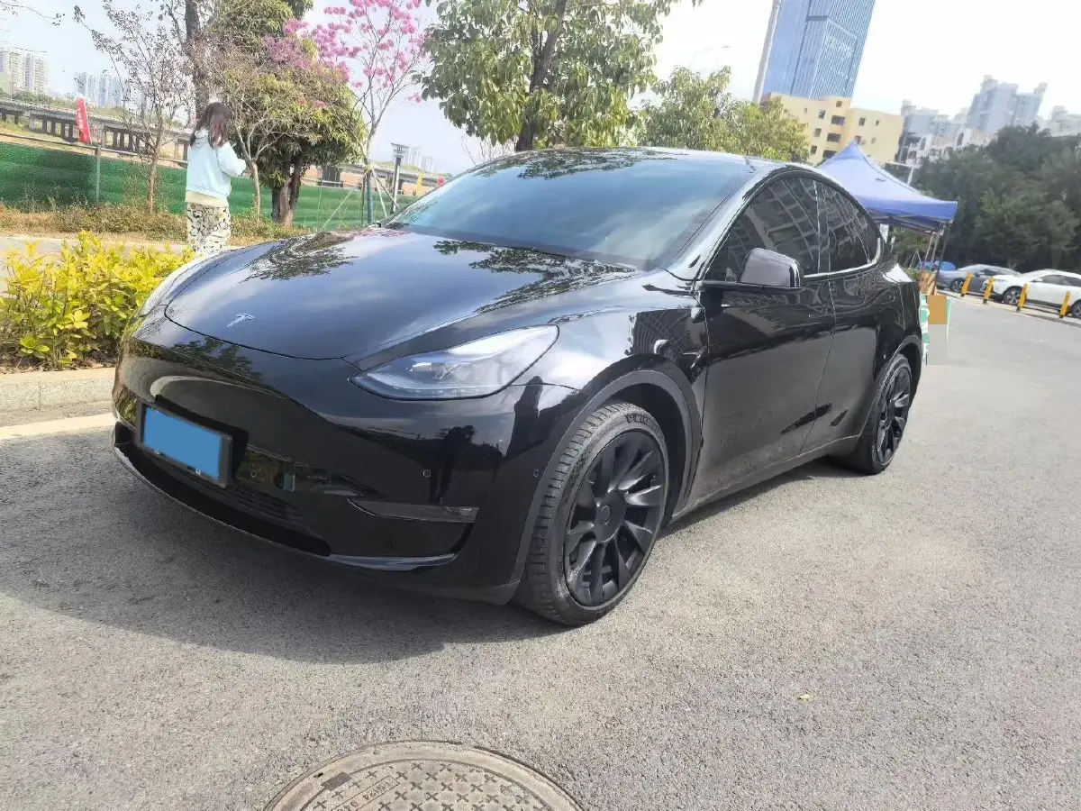 2021 Tesla Model Y BEV 60KWH