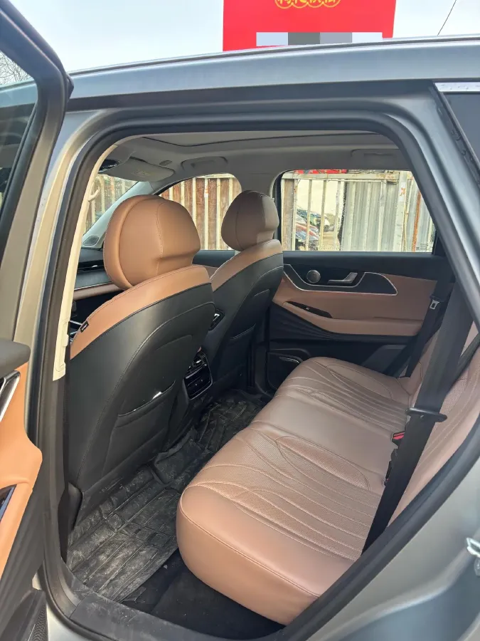 2024 Chery Tiggo8L 2.0T 254HP L4 8AT,autocango,china used car exporter,china ev exporter,chinese used car exporter,chinese used ev exporter