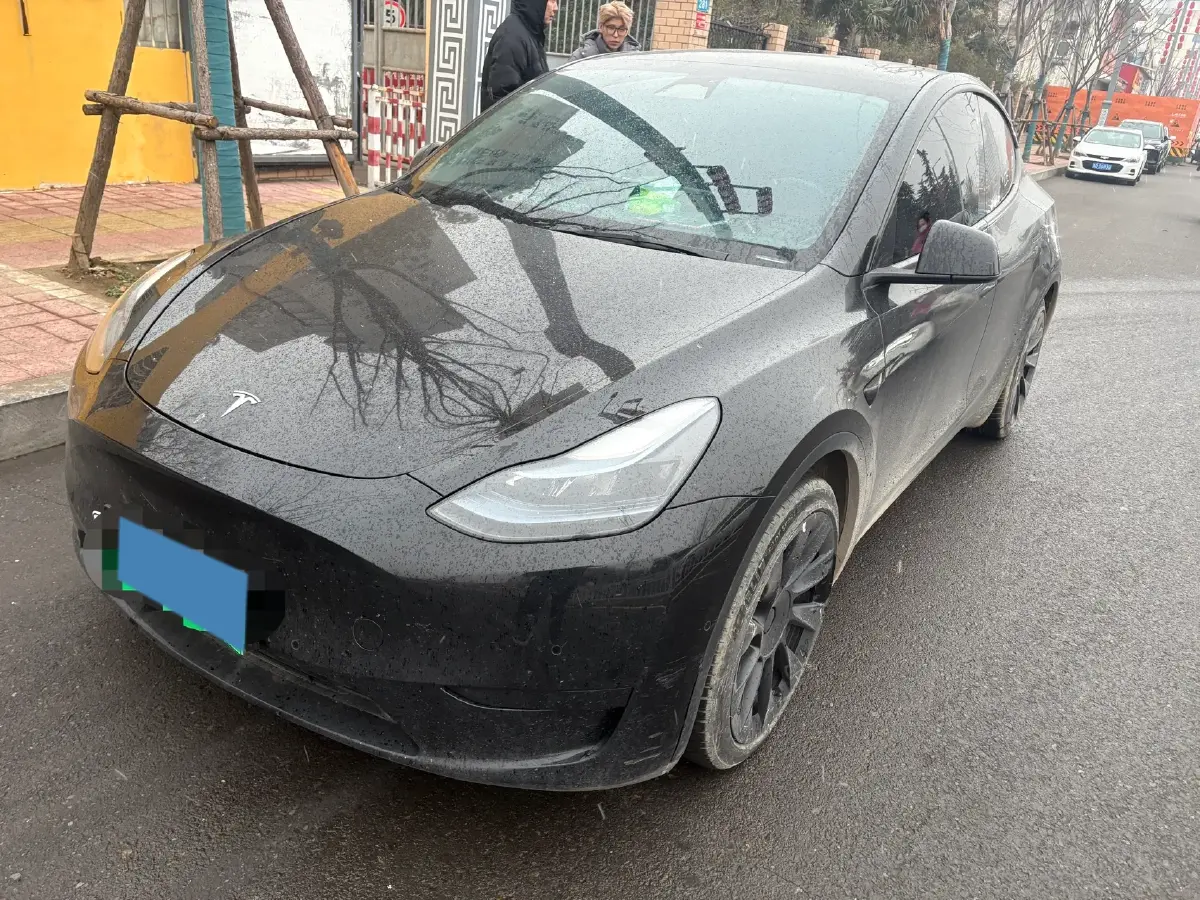 2022 Tesla Model Y BEV 60KWH