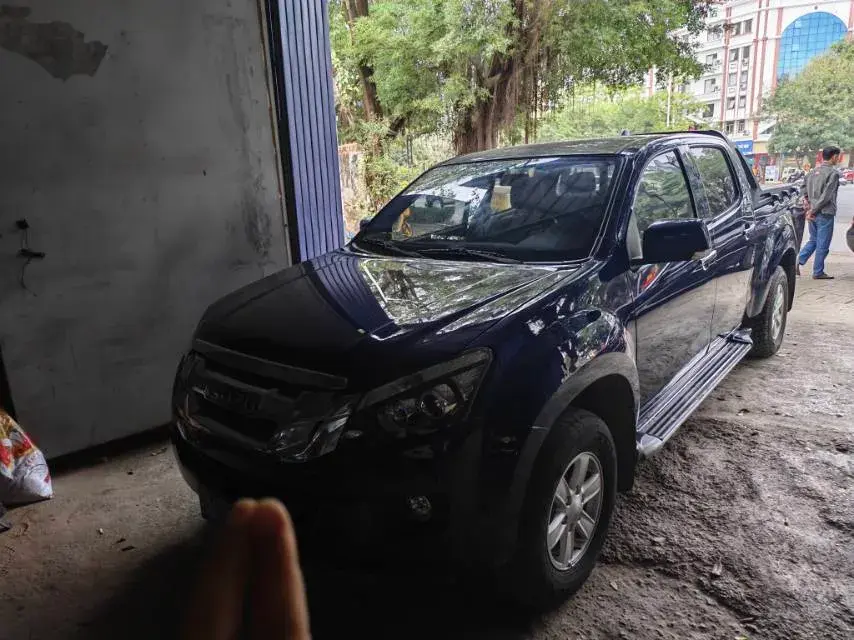 2019 Isuzu LingTuo 2.5T 129HP L4 6AT