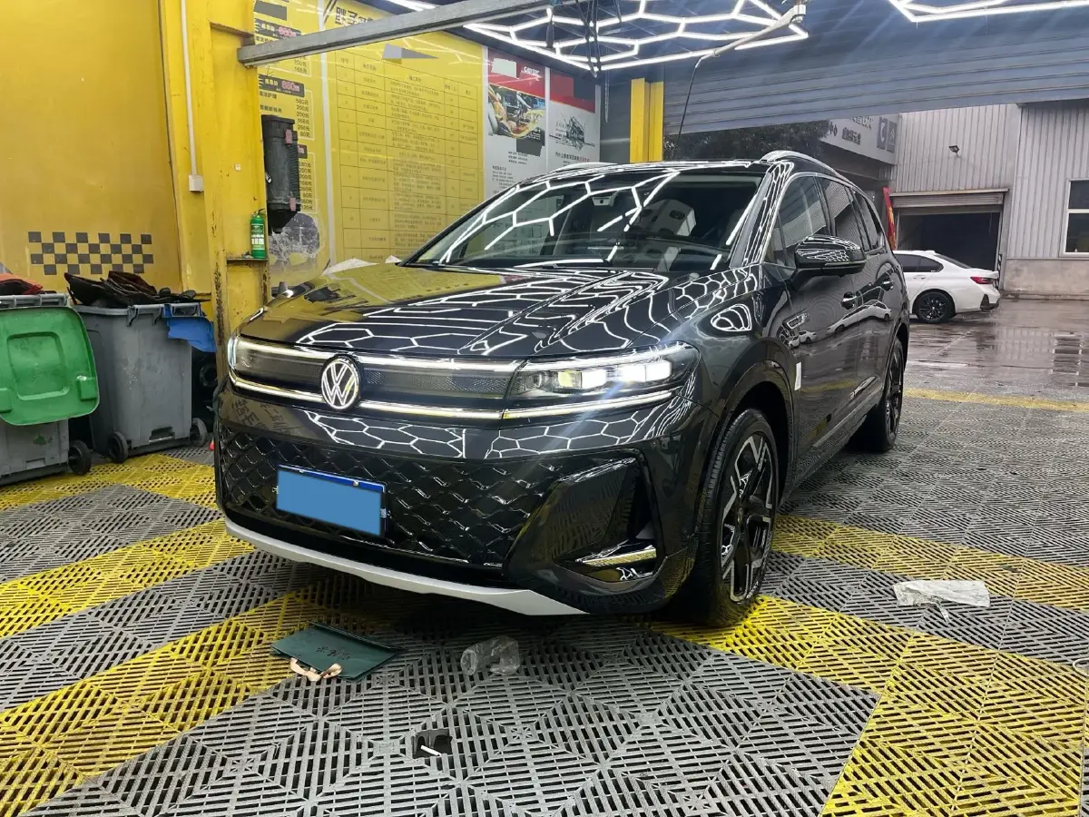 2026 Volkswagen Talagon 2.0T 272HP L4 7DCT