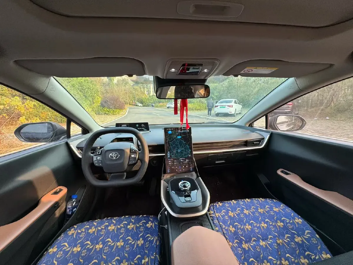 2023 Toyota bZ3 BEV 49.92KWH,autocango,china used car exporter,china ev exporter,chinese used car exporter,chinese used ev exporter