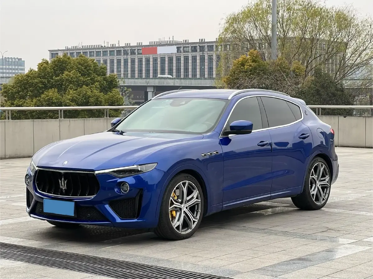 2019 Maserati Levante 3.8T 550HP V8 8AT