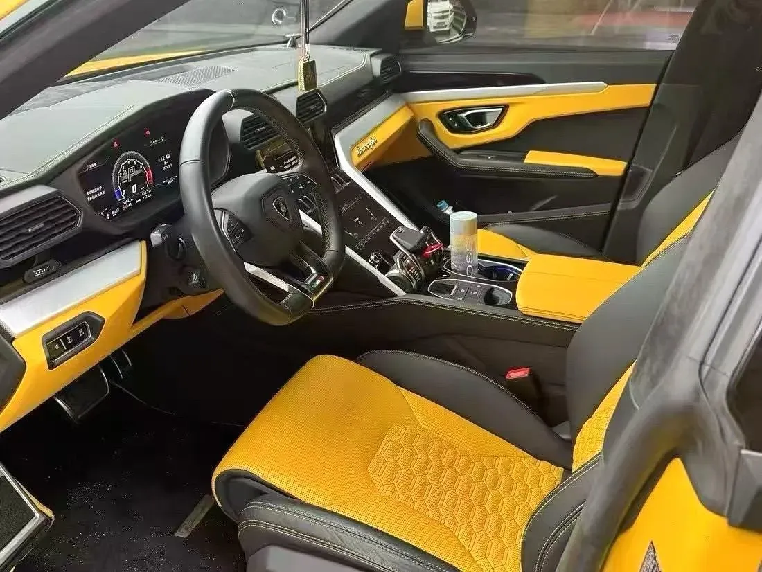 2021 Lamborghini Urus 4.0T 641HP V8 8AT,autocango,china used car exporter,china ev exporter,chinese used car exporter,chinese used ev exporter