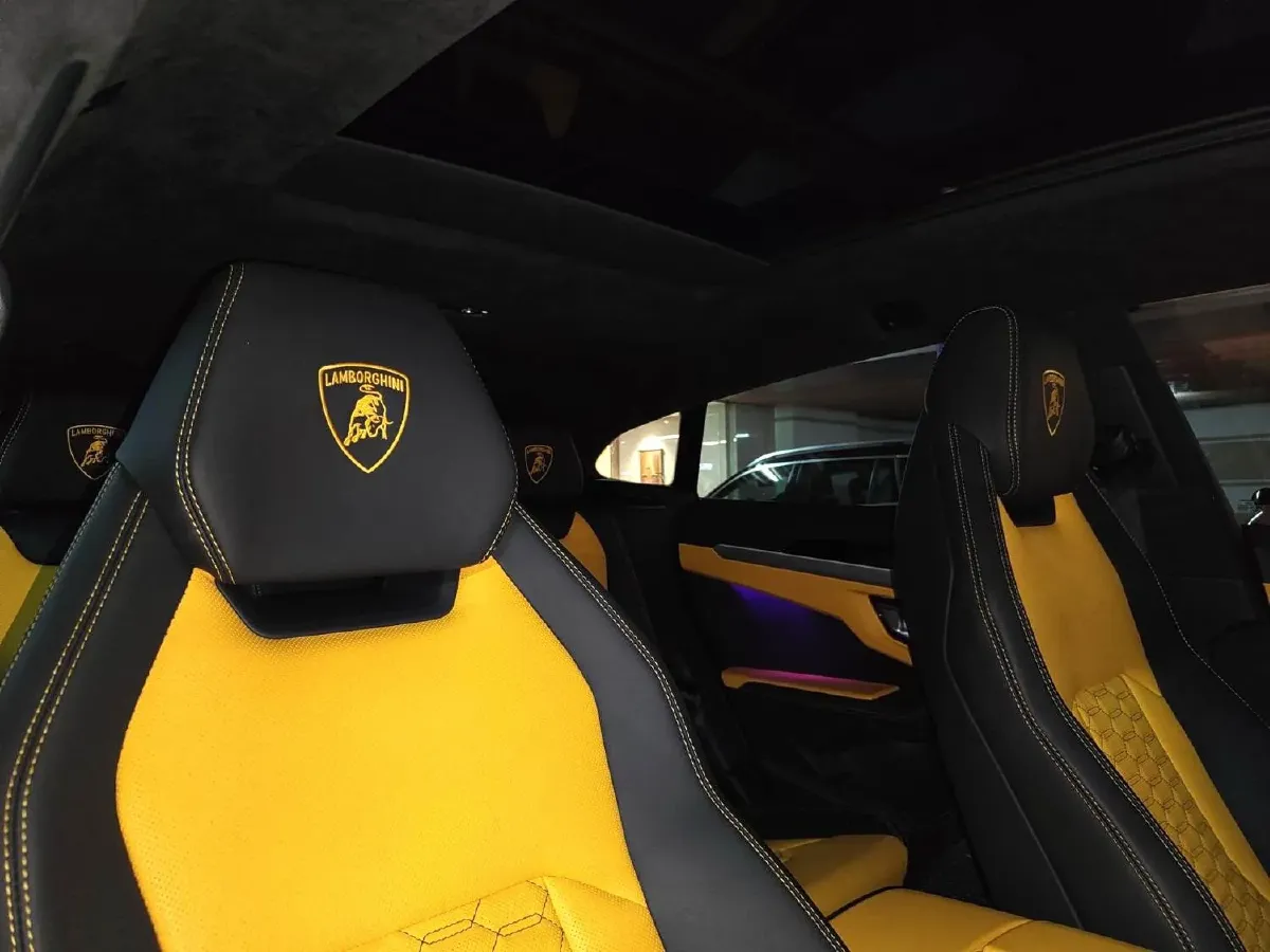 2021 Lamborghini Urus 4.0T 641HP V8 8AT,autocango,china used car exporter,china ev exporter,chinese used car exporter,chinese used ev exporter