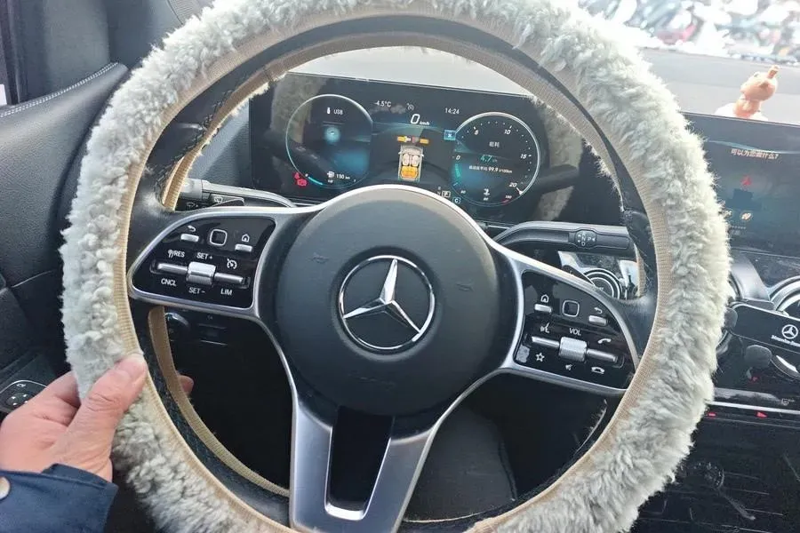 2022 Mercedes-Benz B Class 1.3T 163HP L4 7DCT,autocango,china used car exporter,china ev exporter,chinese used car exporter,chinese used ev exporter