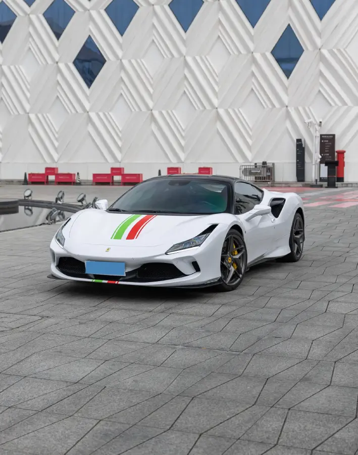 2019 Aston Martin DB11 5.2T 639HP V12 8AT