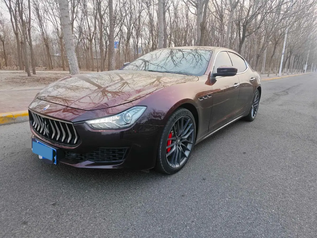 2018 Maserati Ghibli 3.0T 350HP V6 8AT