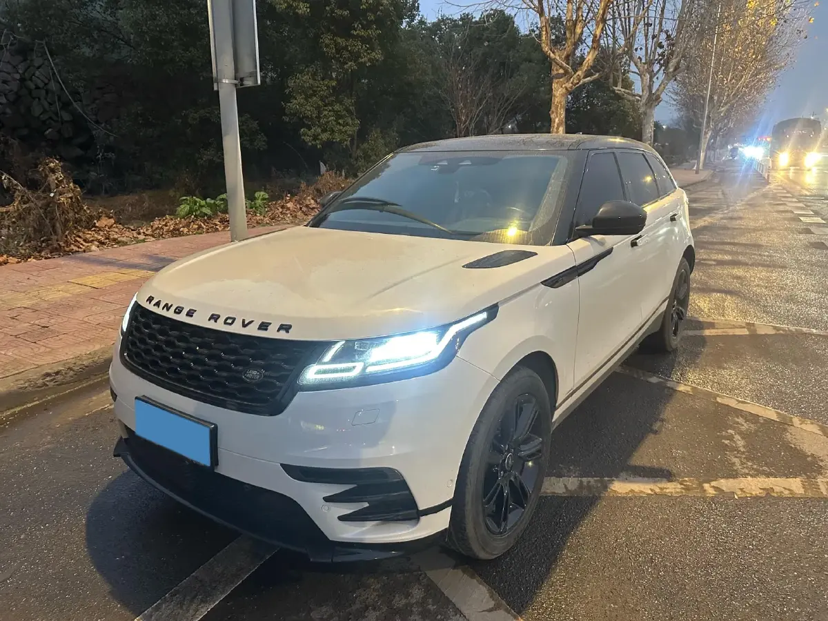2021 Land Rover Range Rover Velar 2.0T 250HP L4 8AT